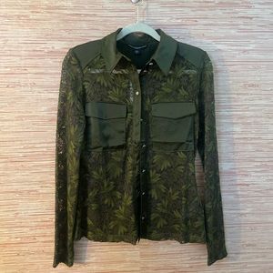 New never worn- New with tags: Express top olive green size Medium